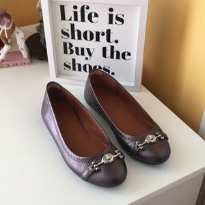 Coach woman’s 6.5 gray/silver flats